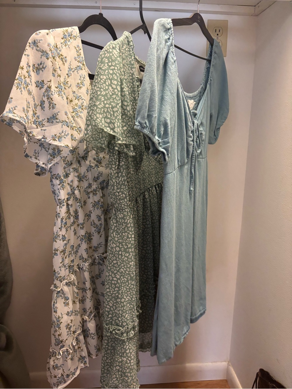 Women’s dress bundle